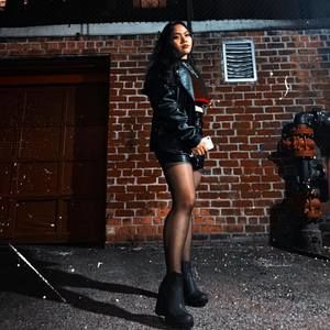 Meet your Posher, Victoria nicole